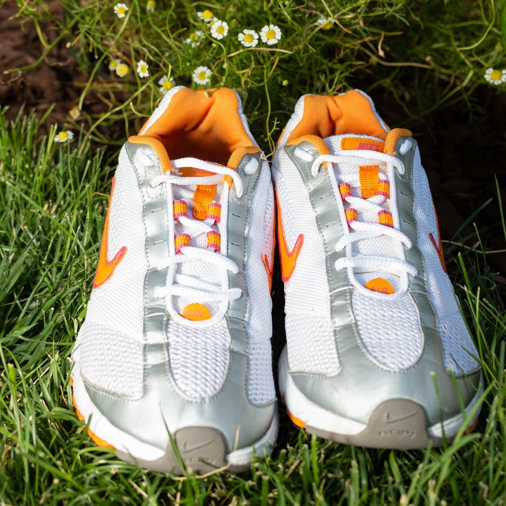 Nike Air Track Star Athletic Shoes - Picture 2 of 6